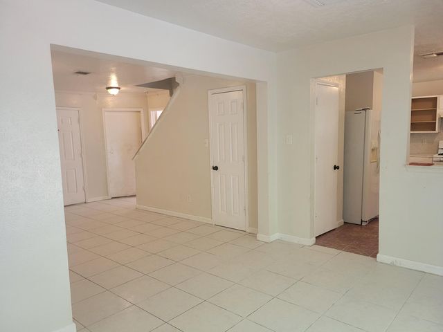 8823 Roaring Point Drive, Houston, TX 77088