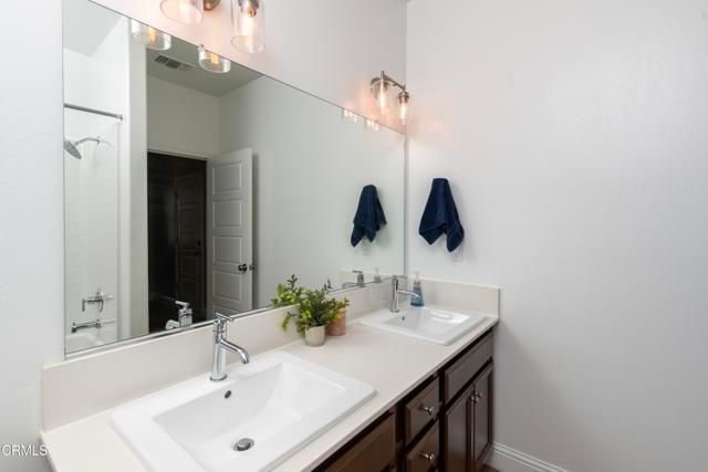 3317 Whispering Forest Lane, Shafter, CA 93263