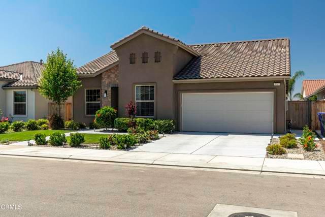 3317 Whispering Forest Lane, Shafter, CA 93263