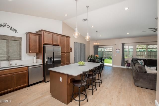 3317 Whispering Forest Lane, Shafter, CA 93263