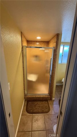 573 N Girard, Hemet, CA 92544