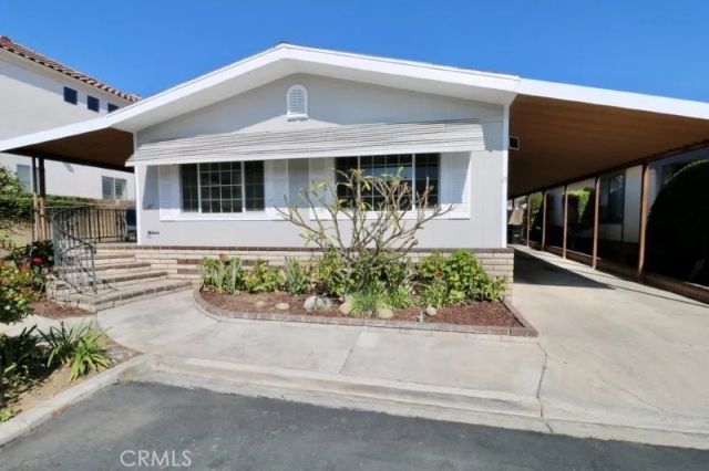 1381 Harbor Lake 32, Brea, CA 92821