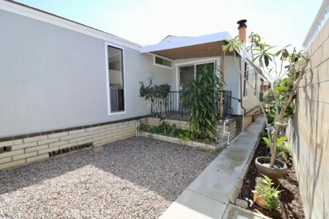 1381 Harbor Lake 32, Brea, CA 92821