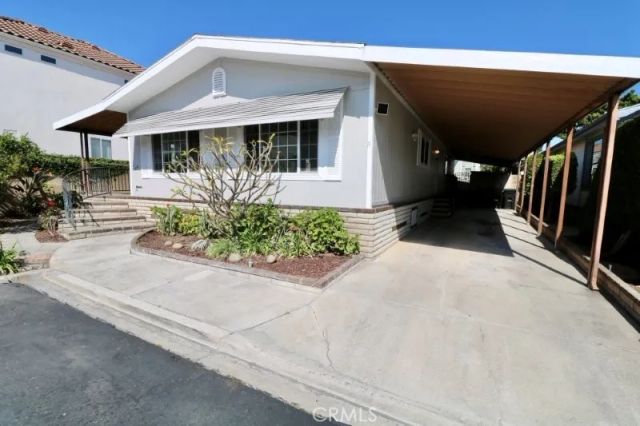 1381 Harbor Lake 32, Brea, CA 92821