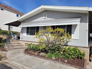 1381 Harbor Lake 32, Brea, CA 92821
