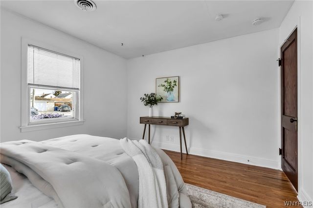 16 Woodcrest Drive, Amherst, NY 14226