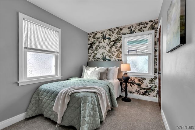 16 Woodcrest Drive, Amherst, NY 14226