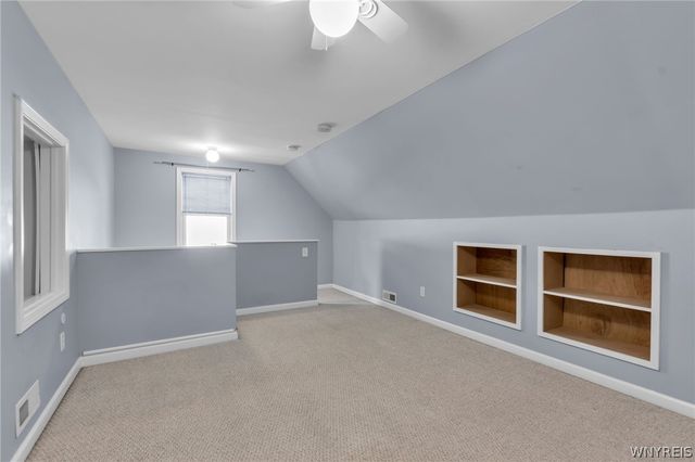 16 Woodcrest Drive, Amherst, NY 14226