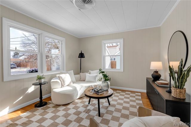 16 Woodcrest Drive, Amherst, NY 14226