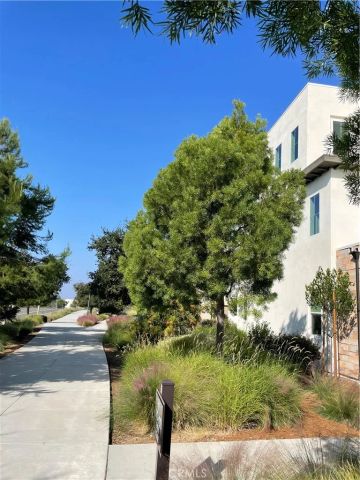 116 Scale, Irvine, CA 92618