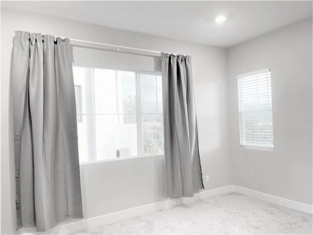 116 Scale, Irvine, CA 92618