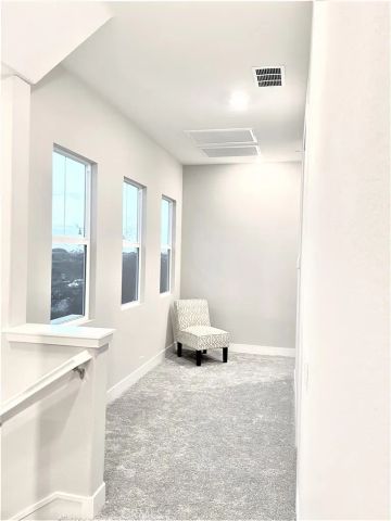 116 Scale, Irvine, CA 92618