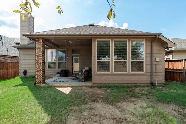 221 Bluefinch Drive, Little Elm, TX 75068