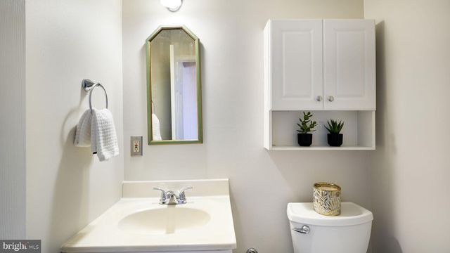 50 HICKORY LN, Chalfont, PA 18914