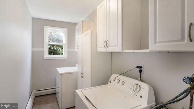 50 HICKORY LN, Chalfont, PA 18914