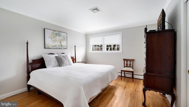 50 HICKORY LN, Chalfont, PA 18914