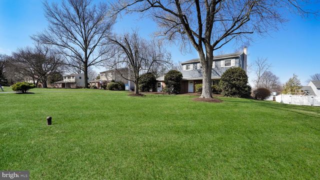 50 HICKORY LN, Chalfont, PA 18914