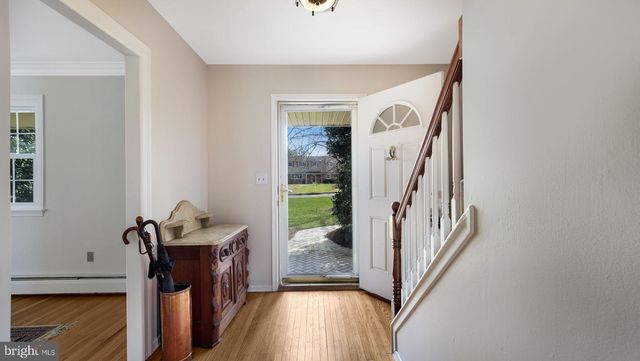 50 HICKORY LN, Chalfont, PA 18914