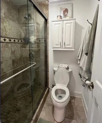 2201 Eastgate Way, Tallahassee, FL 32308