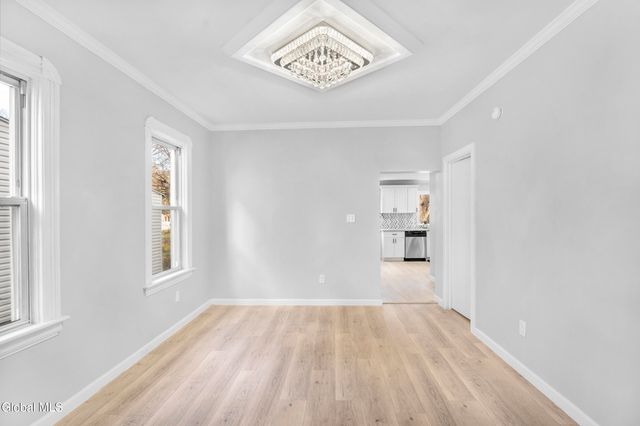 215 Furman Street, Schenectady, NY 12304