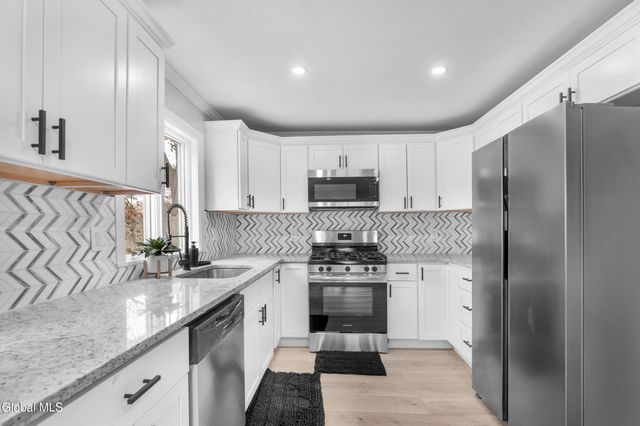 215 Furman Street, Schenectady, NY 12304