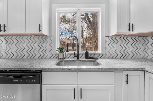 215 Furman Street, Schenectady, NY 12304