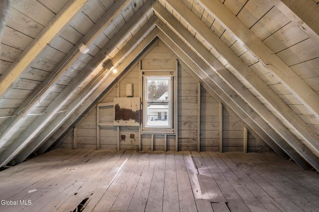 215 Furman Street, Schenectady, NY 12304