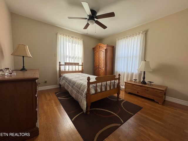 3720 Washington Pike, Knoxville, TN 37917