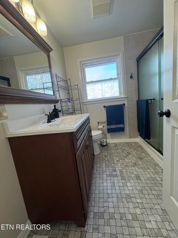 3720 Washington Pike, Knoxville, TN 37917