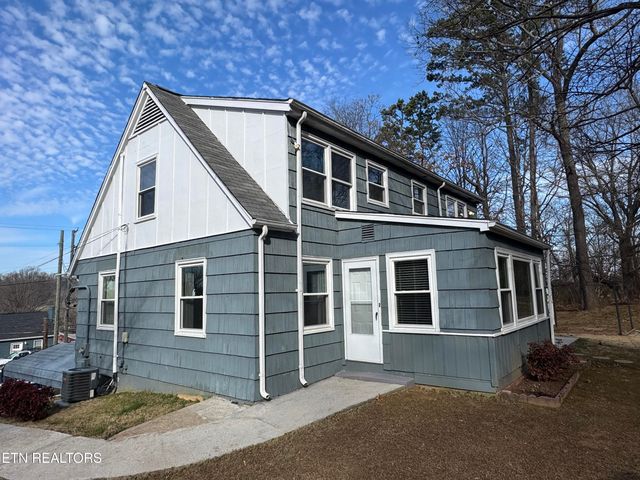 3720 Washington Pike, Knoxville, TN 37917