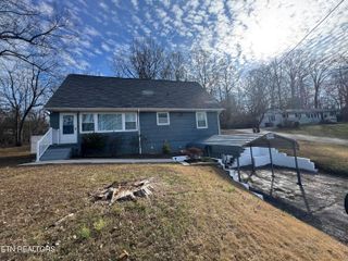 3720 Washington Pike, Knoxville, TN 37917