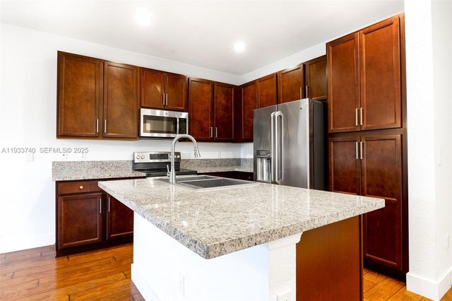 4652 Horseshoe Circle, Davie, FL 33328