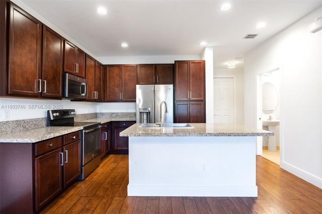 4652 Horseshoe Circle, Davie, FL 33328