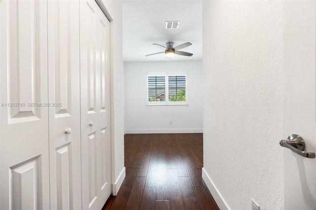 4652 Horseshoe Circle, Davie, FL 33328