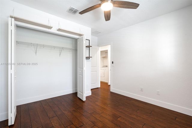 4652 Horseshoe Circle, Davie, FL 33328