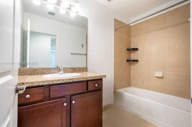 4652 Horseshoe Circle, Davie, FL 33328