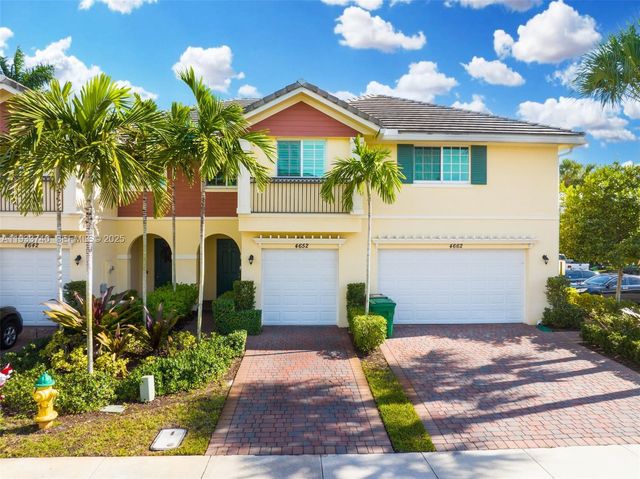 4652 Horseshoe Circle, Davie, FL 33328