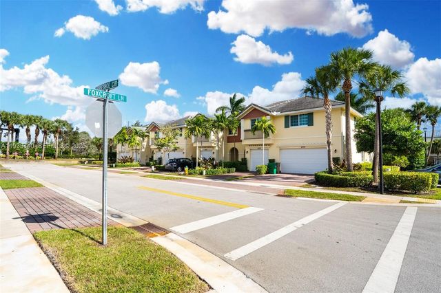 4652 Horseshoe Circle, Davie, FL 33328