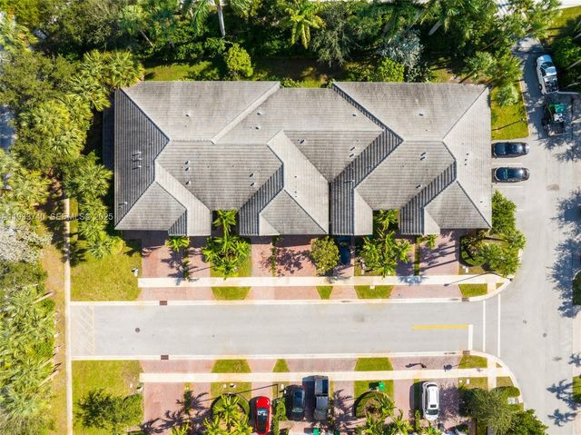 4652 Horseshoe Circle, Davie, FL 33328