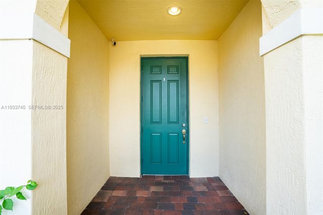 4652 Horseshoe Circle, Davie, FL 33328