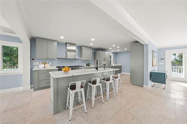 16813 Captiva DR, Captiva, FL 33924