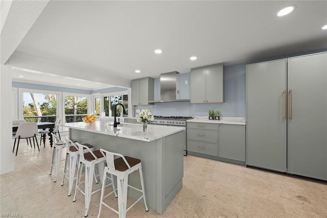 16813 Captiva DR, Captiva, FL 33924