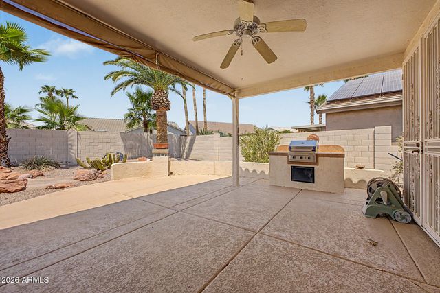 17806 N BECKE Lane, Surprise, AZ 85374