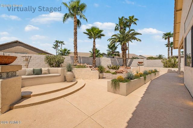 17806 N BECKE Lane, Surprise, AZ 85374