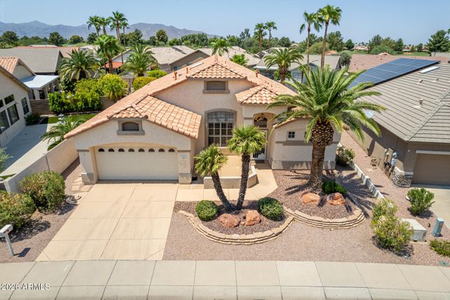 17806 N BECKE Lane, Surprise, AZ 85374