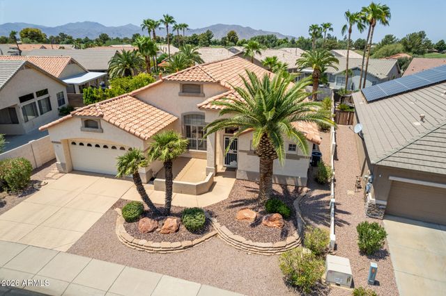 17806 N BECKE Lane, Surprise, AZ 85374