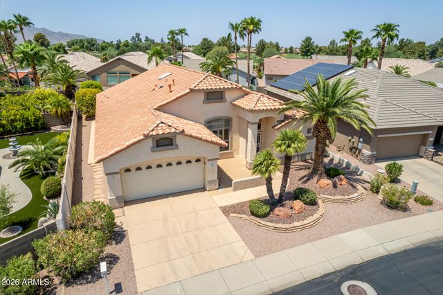 17806 N BECKE Lane, Surprise, AZ 85374