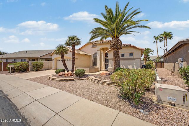 17806 N BECKE Lane, Surprise, AZ 85374