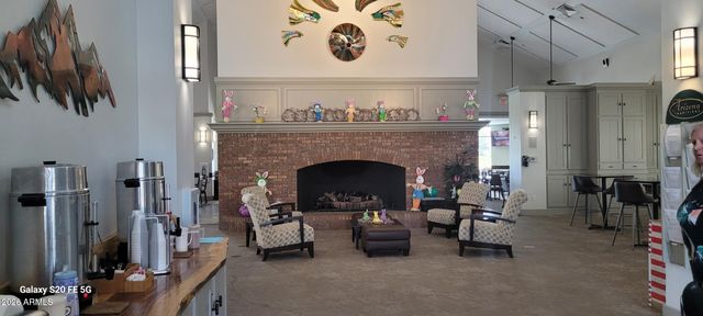 17806 N BECKE Lane, Surprise, AZ 85374