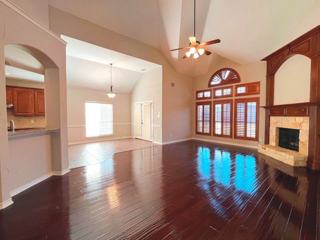 808 Wren Court, Forney, TX 75126